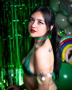 Public de LucyStarveil  5 Imagens