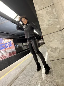 In the subway de ZhenjaPoledance  7 Imagens