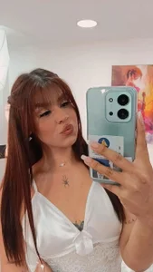 Angela_Allen How about you get to know me a little more? 😋 Billede 2
