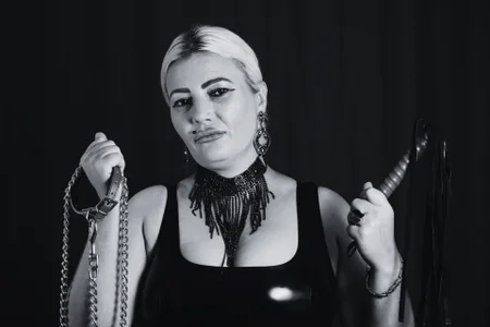 For my slaves! de MistressDemi Foto