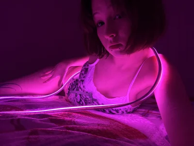 Mary_uw Neon party! Pic 5