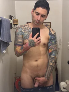 Rylan_Chase Public  5টি ছবি