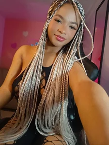 mychell_ch I feel beautiful🥵😍 Foto