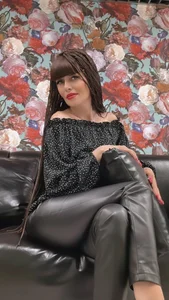 Cutie_orgasm: In black leather pants and a black blouse ( фото)