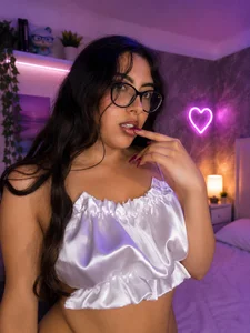 Olivia_Collinns hello loves Pic 5