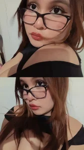 mia_serena_ Public Pic 2