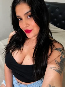 CelinaCherry Your wife ✨ Foto 2