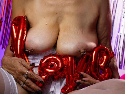 agatha_ross26 happy san valentine Foto 8