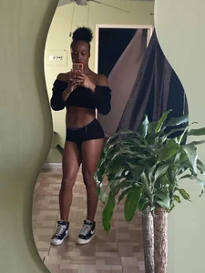 dirtydolltsx real natural atletic body Pic