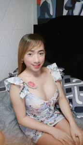 Me,Myself and i od SelfsuckmyBigBanna  6 snímek