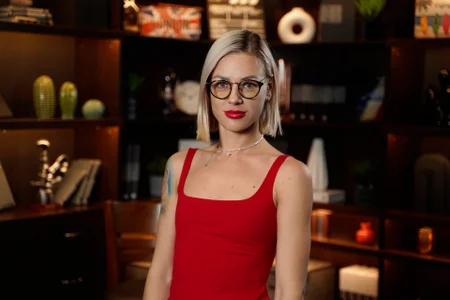 Skinny_Nally: Little red dress ( 8 фото)