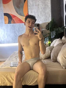 Public de Stivxqr  2 Imagens