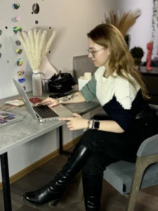 KymWestgaard Public صورة واحدة|KymWestgaard Public صورتان|KymWestgaard Public  3 صور|KymWestgaard Public  3 صورة