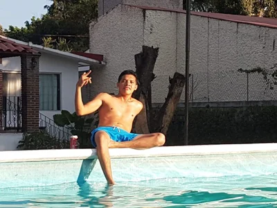 michael877675 Public Pic 3