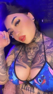 CloeeBeckam stich Pic