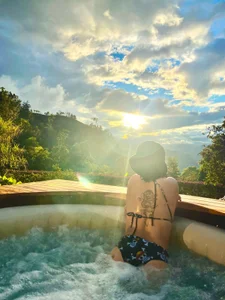 chloe_rockss_ kullanıcısının SUN SUN SUN ☀️😎🌄 albümü -  2 fotoğraf