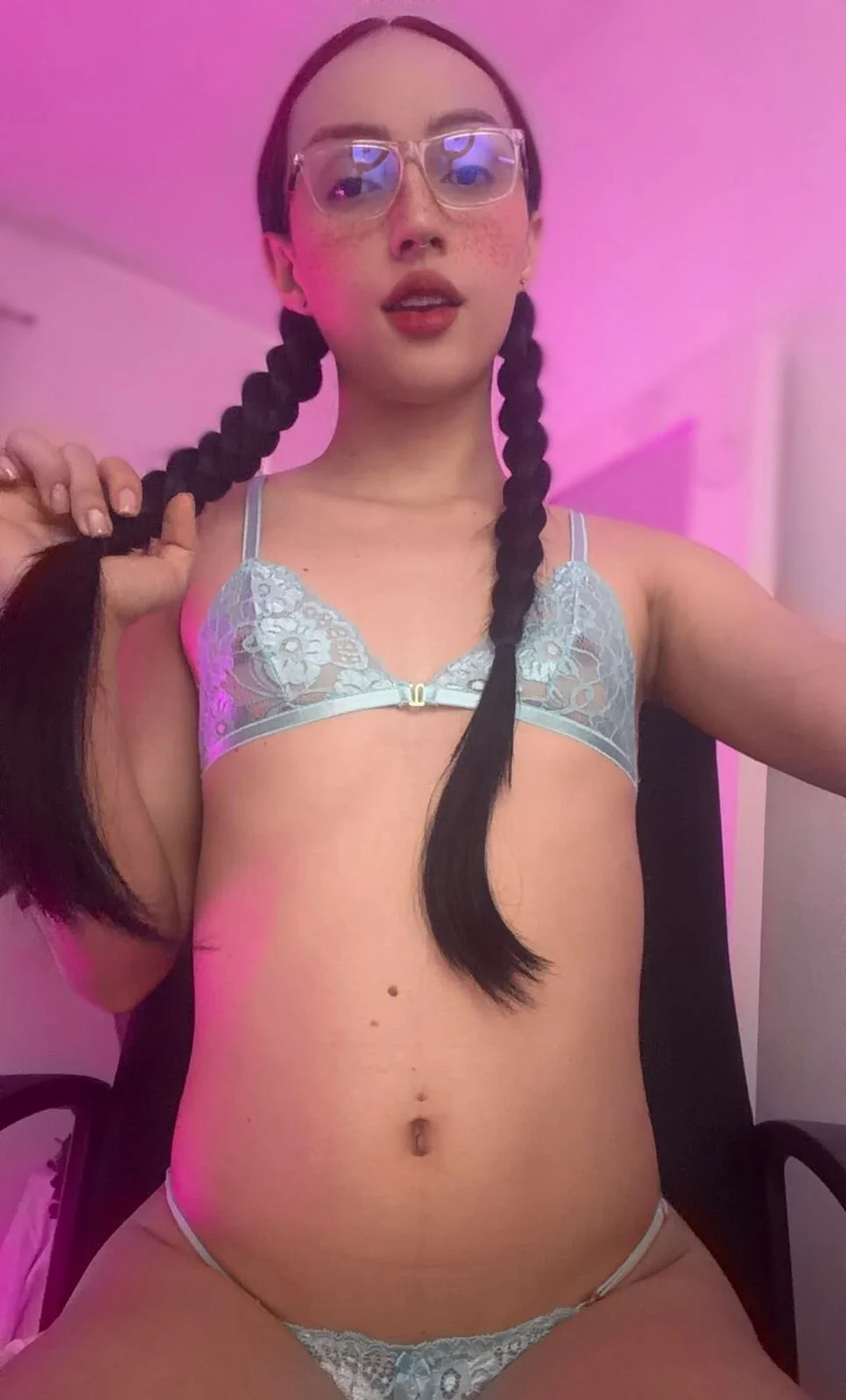 Трендове зображення  3593 Im_lauritaa
