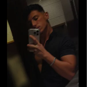 Sebastian_jackson Public Pic 2