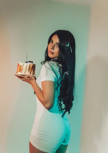 NicolRoss_ Celebrate with me! Pic 9