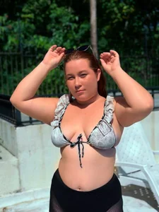 mylittle_princess POOL DAY Pic 2