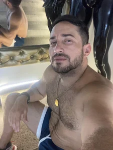 Sex_and_Bondage Tommy Pic 2