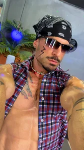 dennis_coxx_'s XXX Nude Photo 3