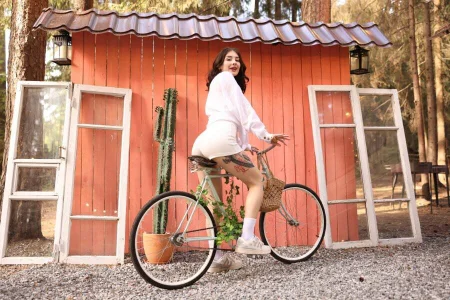 space_Dreams_ Nice to meet you Pic 4