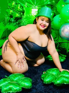 BustyyJuicy_Rs's 🍀💚😏 Maybe I’m the luck you didn’t expect… but needed. 🔥 Sex Photo 6