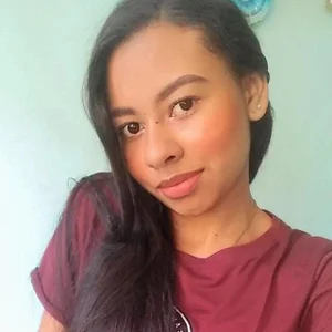 Public de LawandaFriedberg  3 Imagens