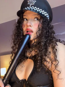 Sexy a little dangerous. 👮‍♀️💋🚨 de LucyLovelyy Foto