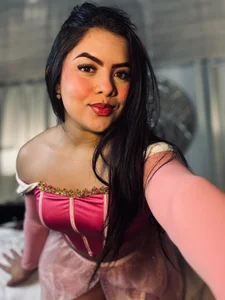 Isabella_Rios_ your sleeping princess 💋🌷 Pic 2