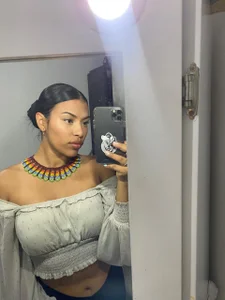 RiriiBrunette__ Public Pic