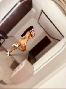 ValeriaOrtega I know you love seeing me in lingerie, so enjoy it! Pic 2