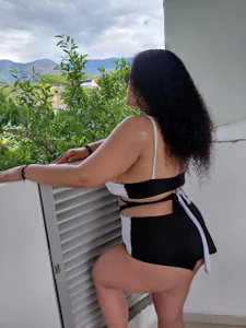 ivonne_diaz1 POOL PARTY DAY🛟🌞🕶️🍸🌴 Immagine  4