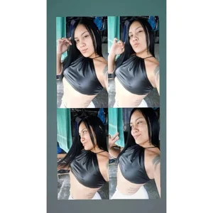 Just me and myself!! 💖🙊 de Diosa_exotic  2 Imagens