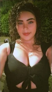 violet-white Public Pic 2