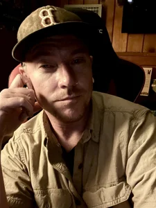 DocIsLive Public Pic 2