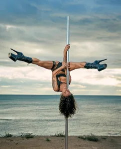 Martyca_Beee ✨ Pole figures ✨ Pic 3