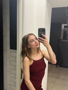 KiraMyers Public Pic 9