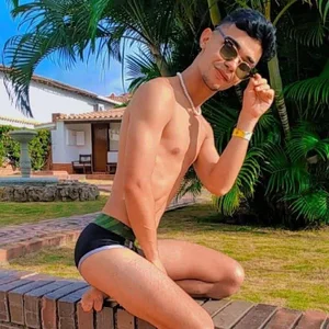 Violet_Dream2のMichael sexy 🥰😇の 4枚の写真