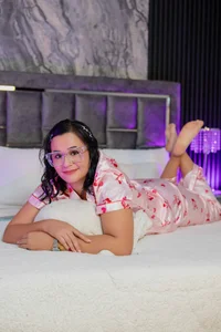 Sienarosewood Stay in Bed With Me 🛏️✨ Pic 4