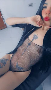 sexy_brunette_1 Public Immagine  3