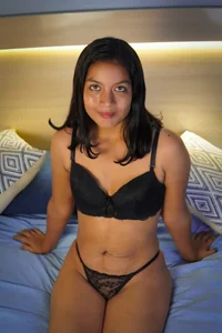 kinkytemptation: I am Zamira! 🖤 ( 2 фото)