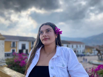 AtheneaRossi FLOWERS Pic