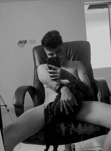 bloomroma Public টি ছবি