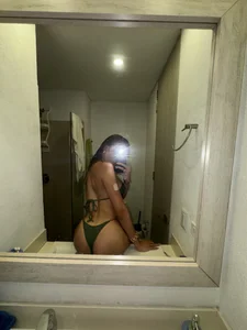 Carlita_cute My mood on vacation Hình 2