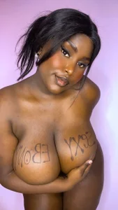 blaisysmith U LIKE MY BIG BOOBS 💋 Bilde