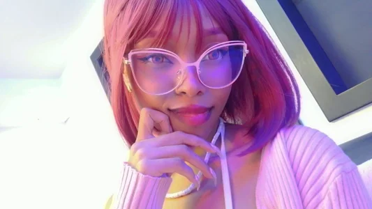 Anniie_miller_ Public Pic 5