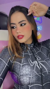 hailey_martins Halloween 2026 🕷️🕸️ Kuva 8