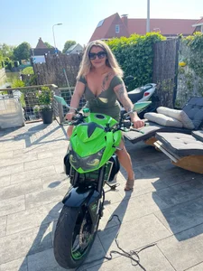 GabyHofstede Met kleding Fotka 9